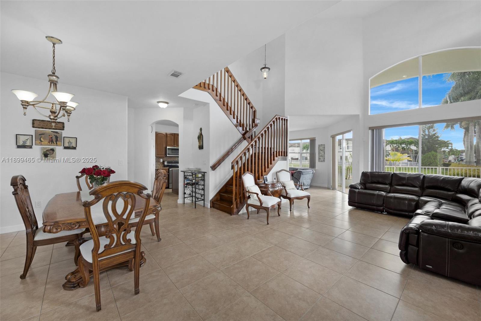 DORAL ISLES NORTH SEC TWO - Residential