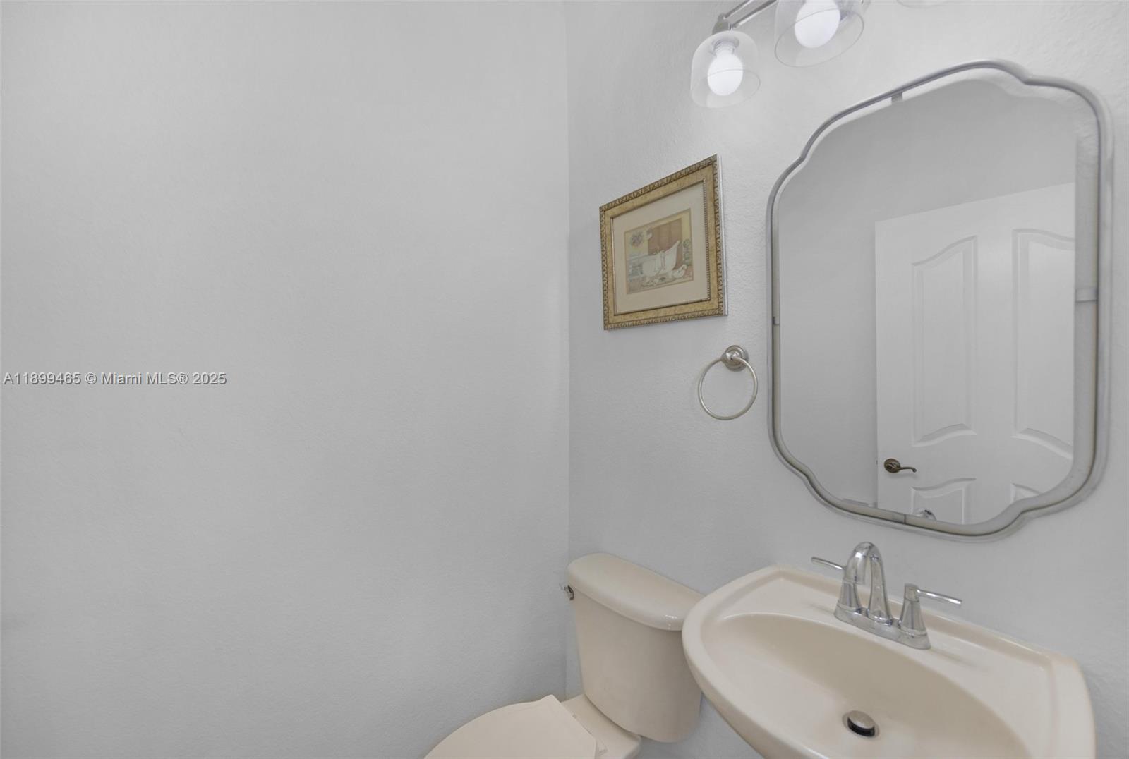 DORAL ISLES NORTH SEC TWO - Residential