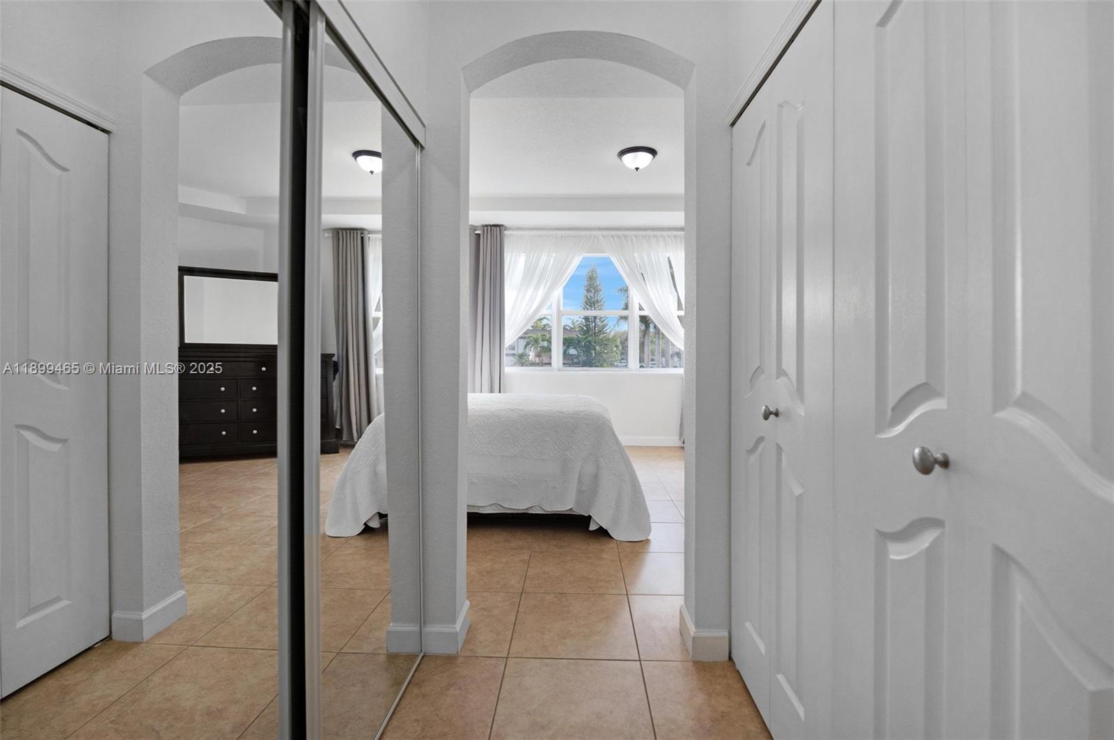 DORAL ISLES NORTH SEC TWO - Residential
