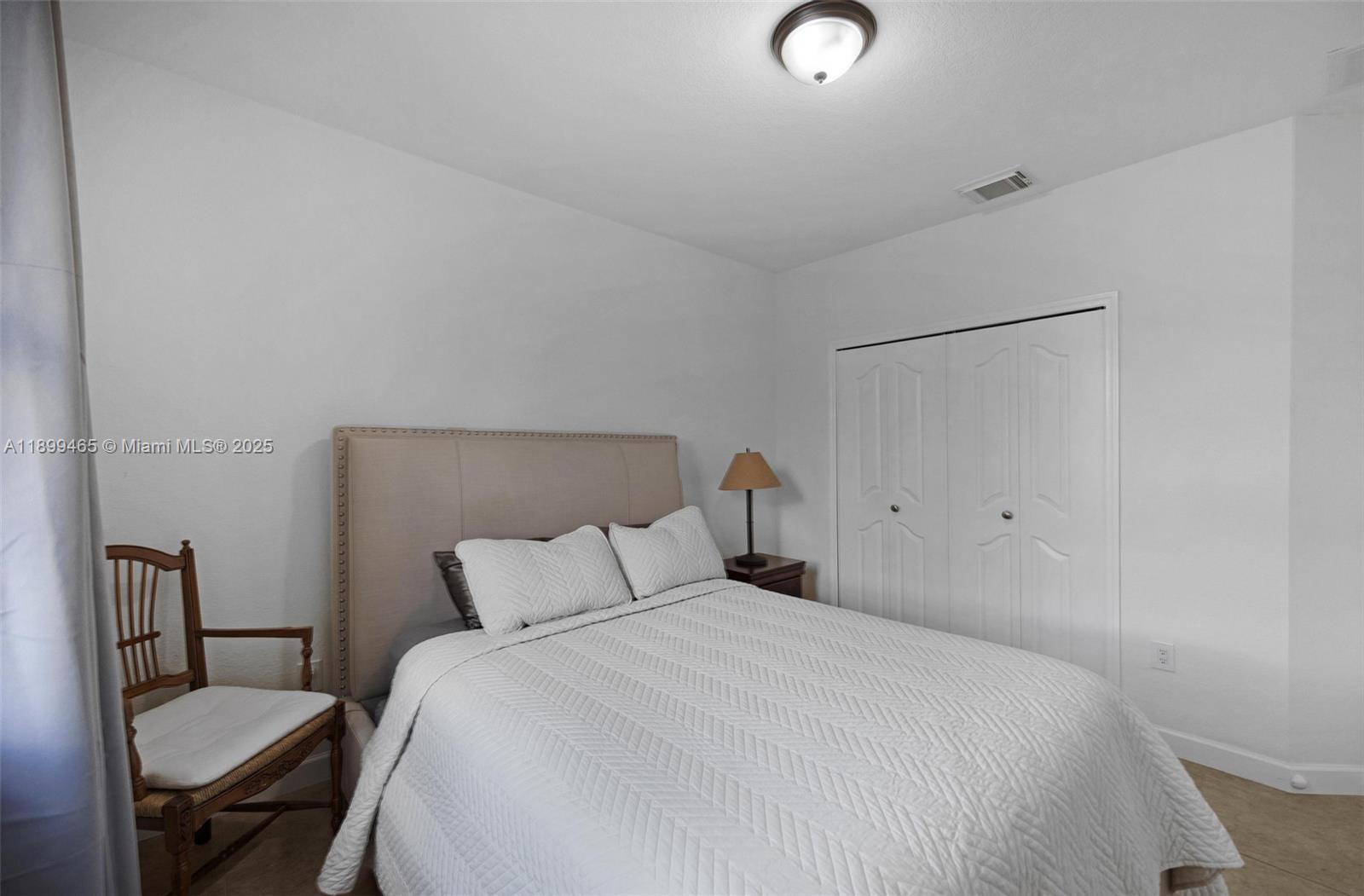DORAL ISLES NORTH SEC TWO - Residential