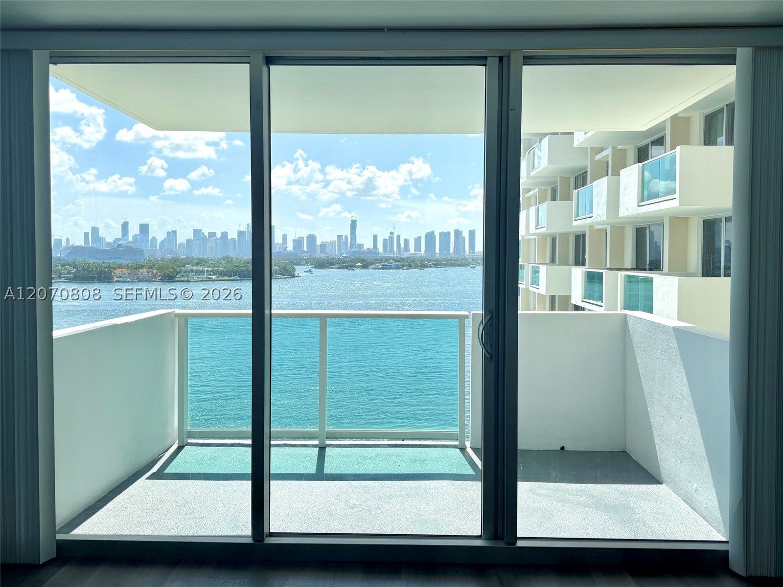 1200 West Ave