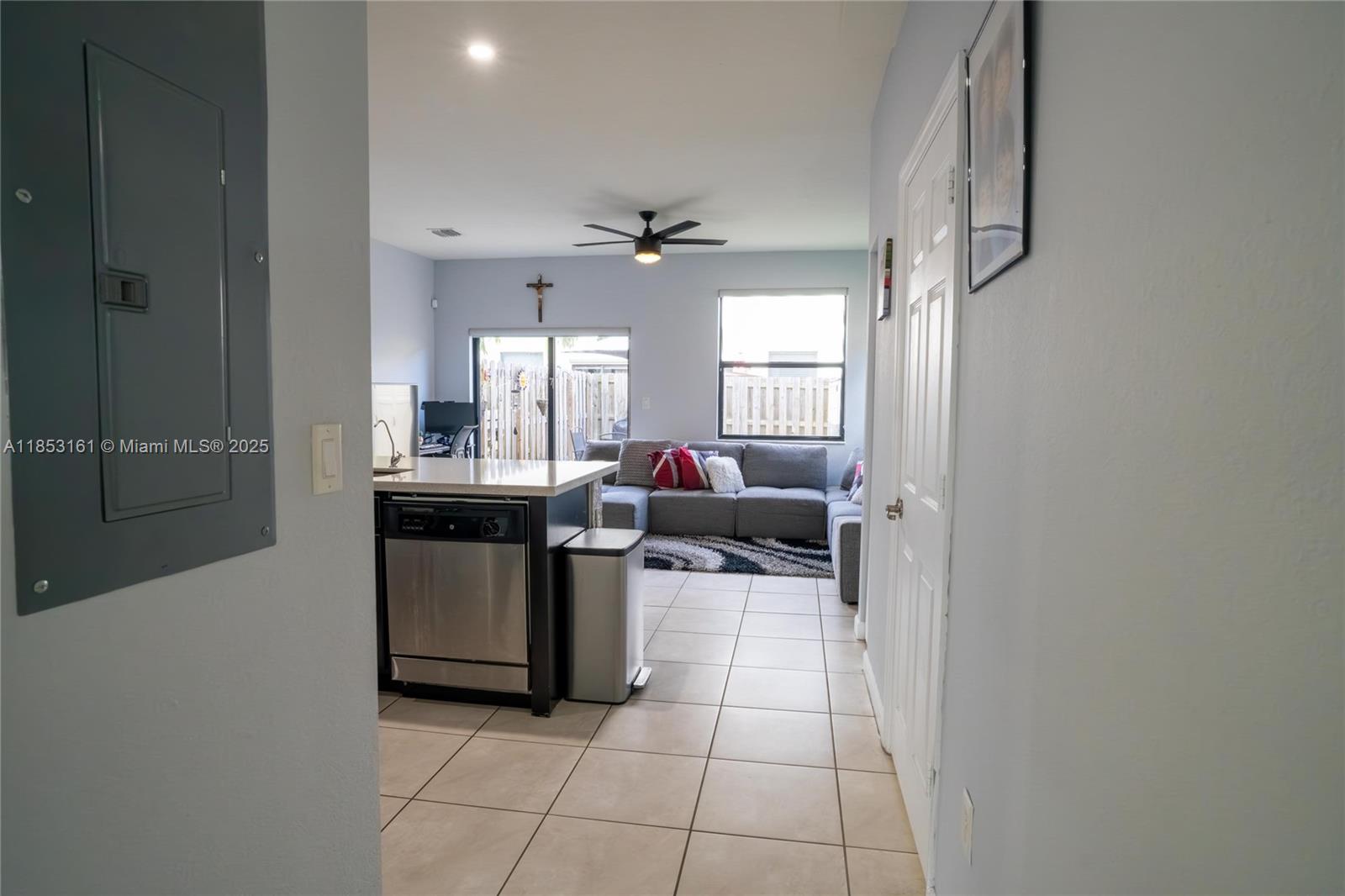 COCO PALM ESTATES - Residential