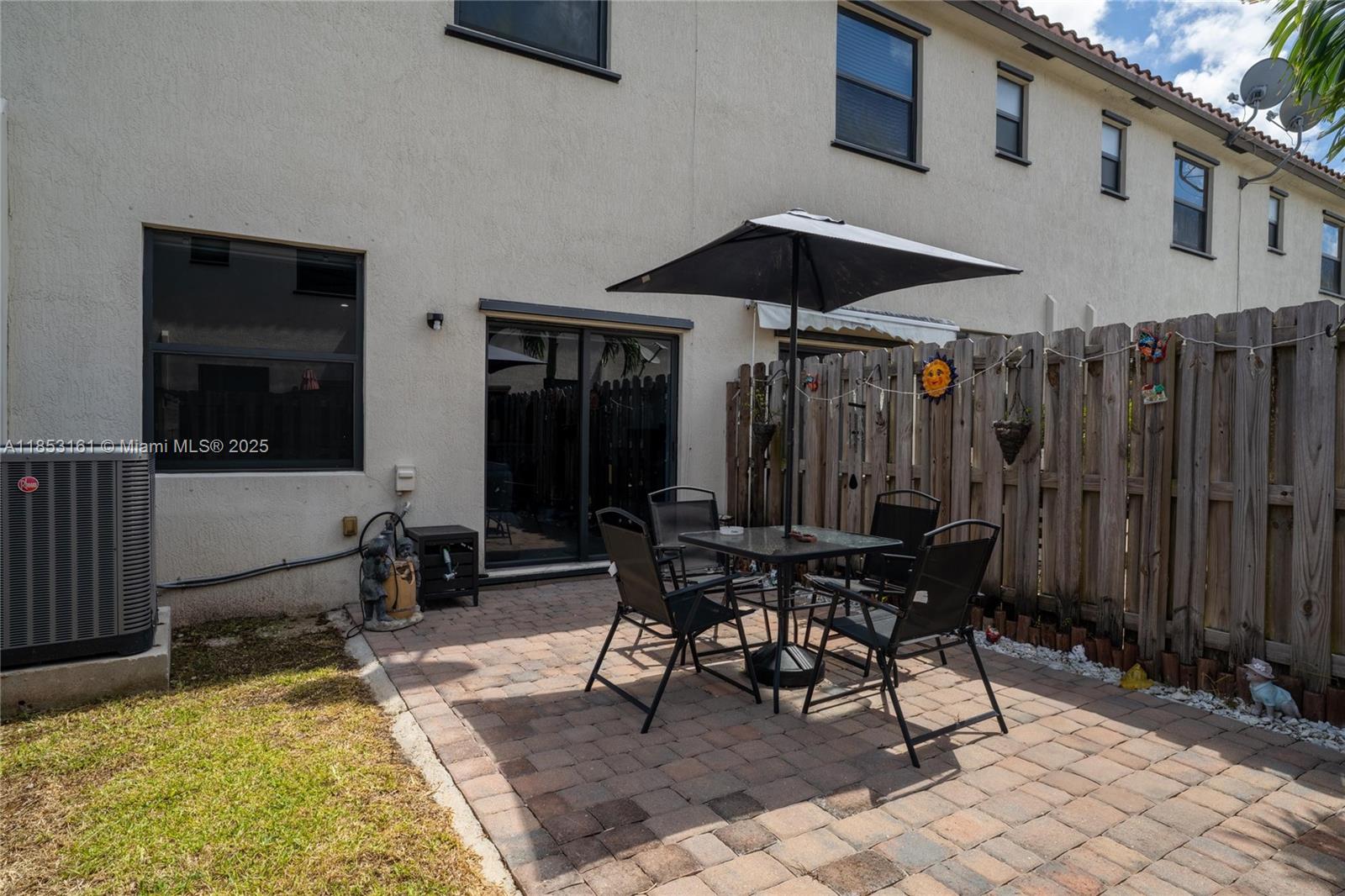 COCO PALM ESTATES - Residential