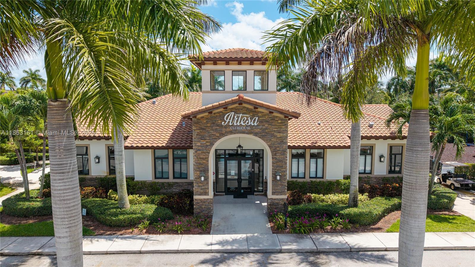 COCO PALM ESTATES - Residential