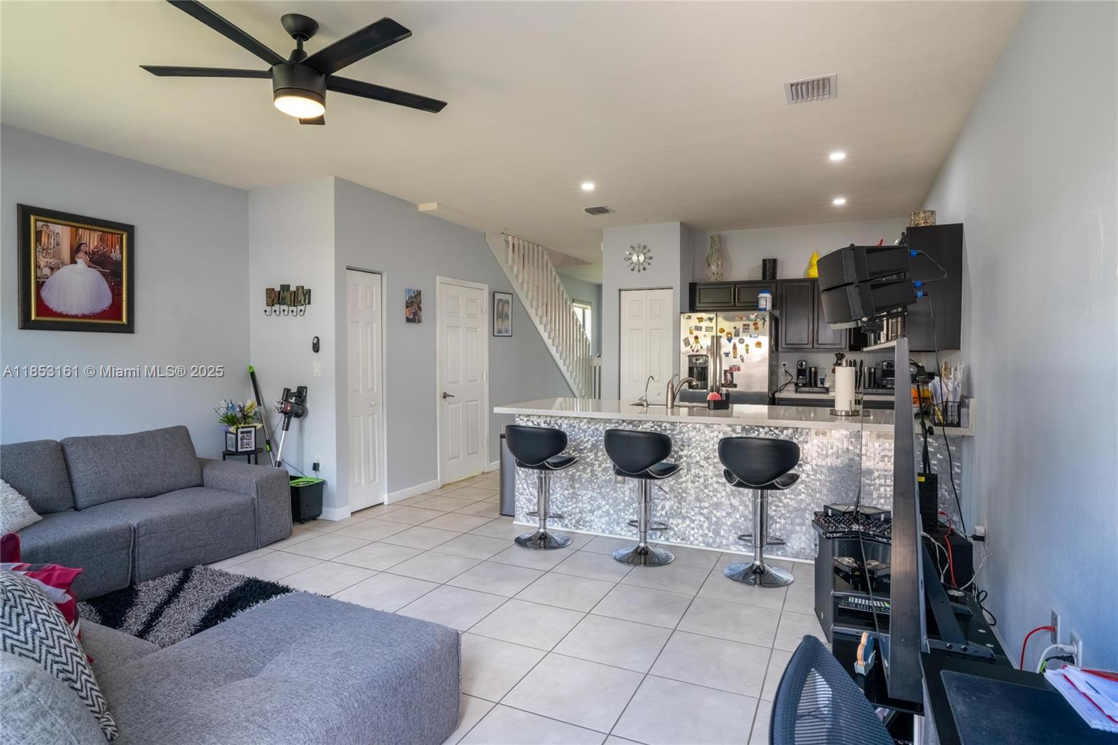 COCO PALM ESTATES - Residential