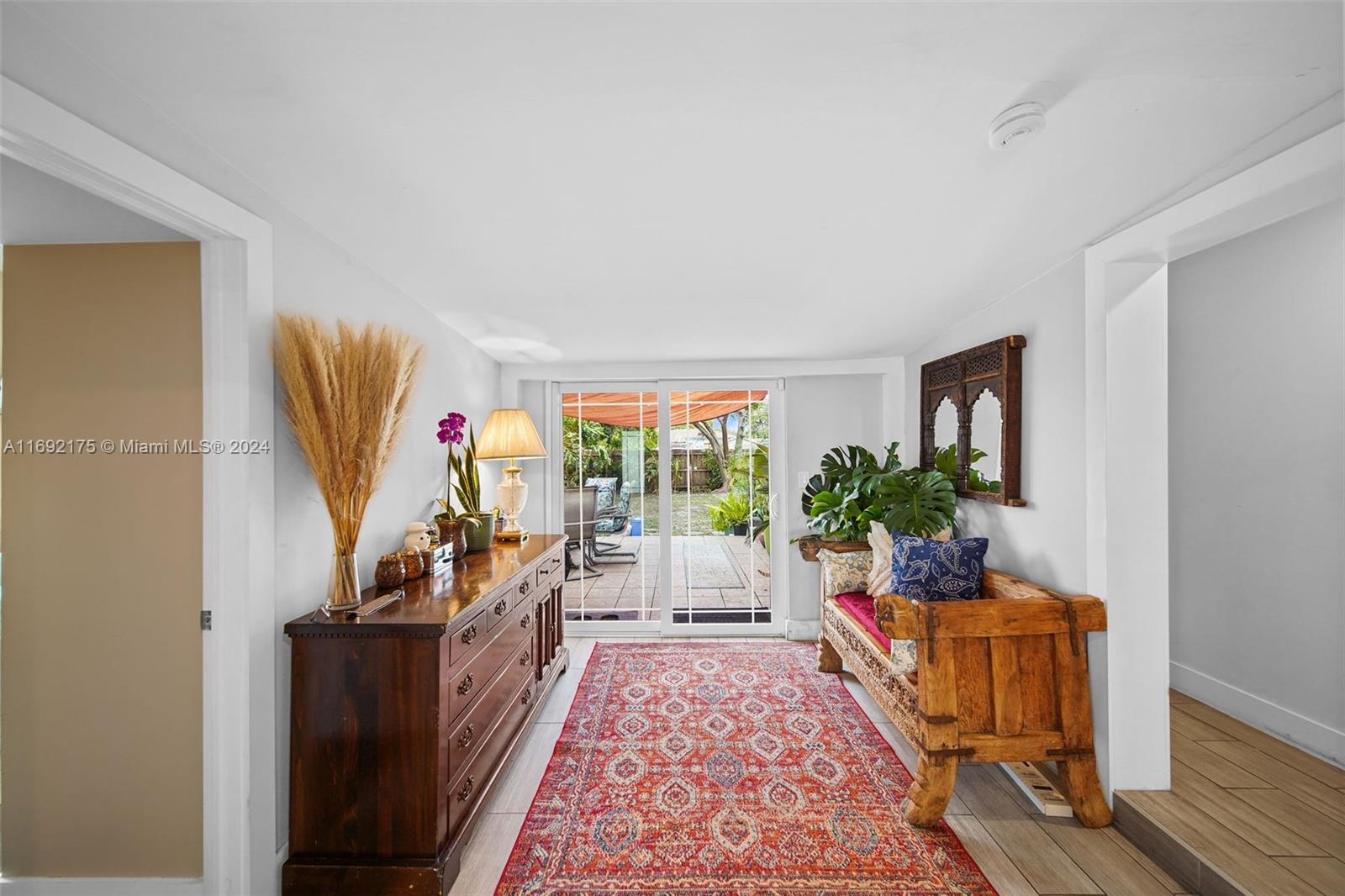 HOLLYWOOD PARK - Residential