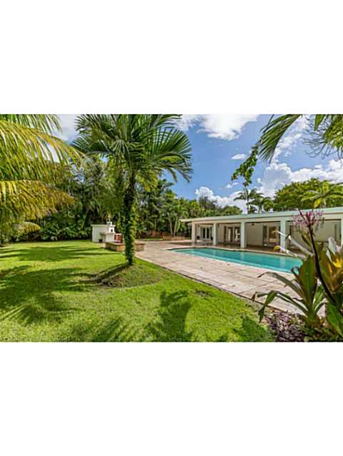 5 53 42 BAY LURE - Residential