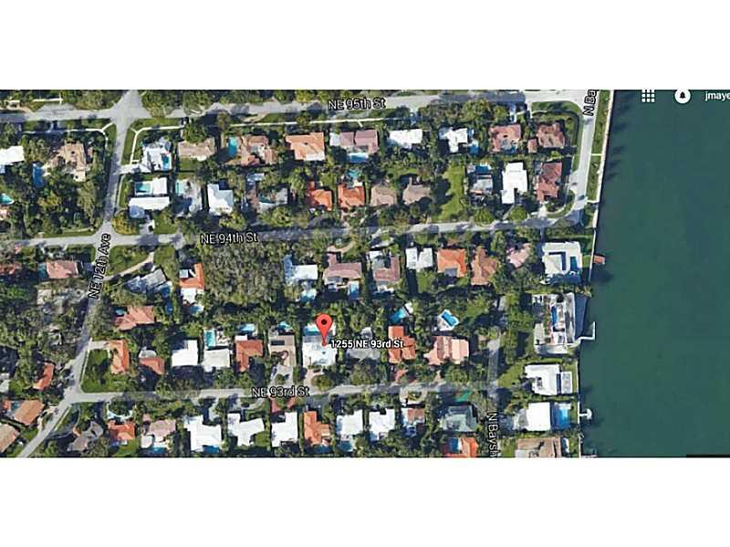 5 53 42 BAY LURE - Residential