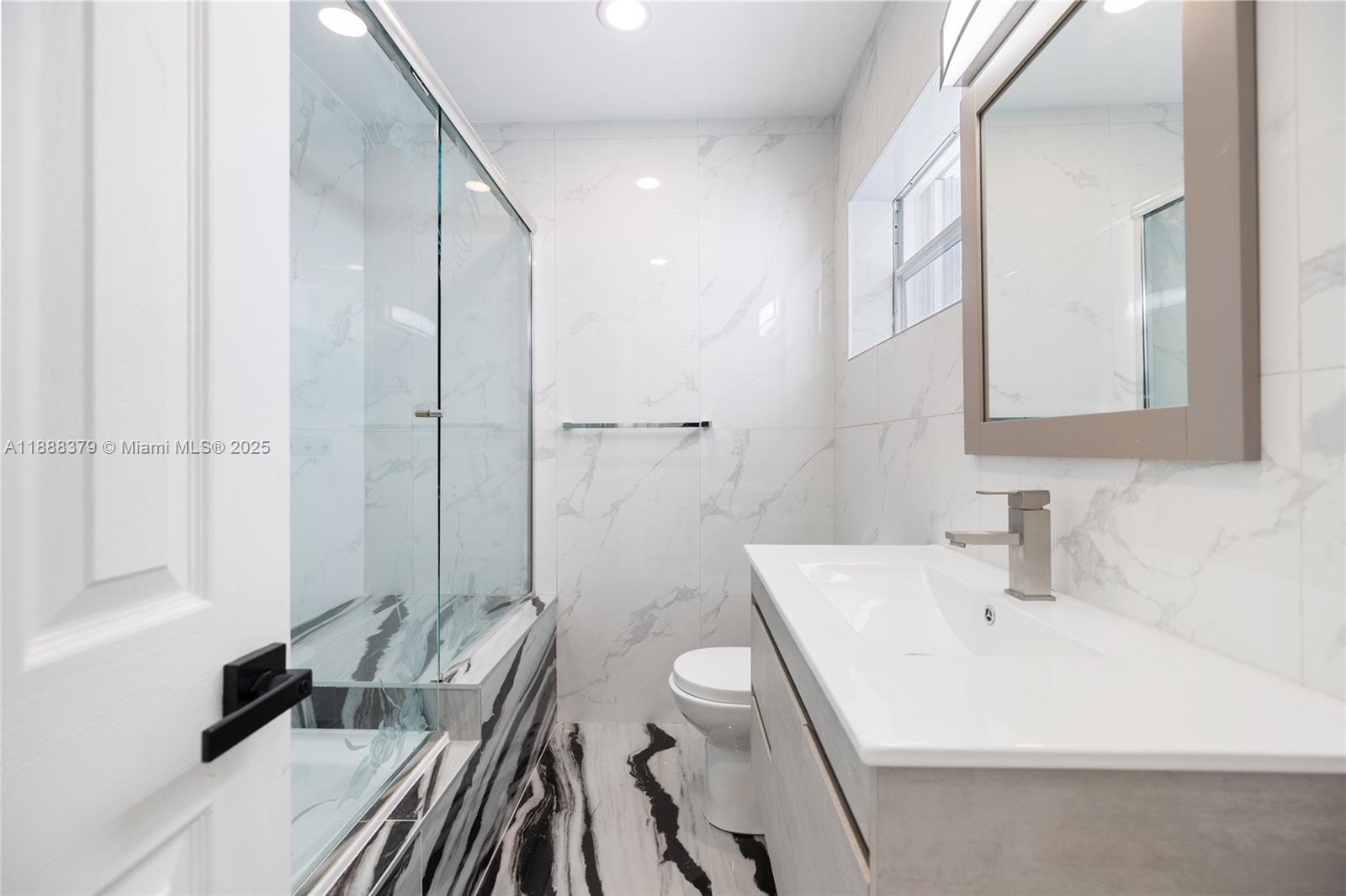 COVE 3RD SEC - Residential Lease