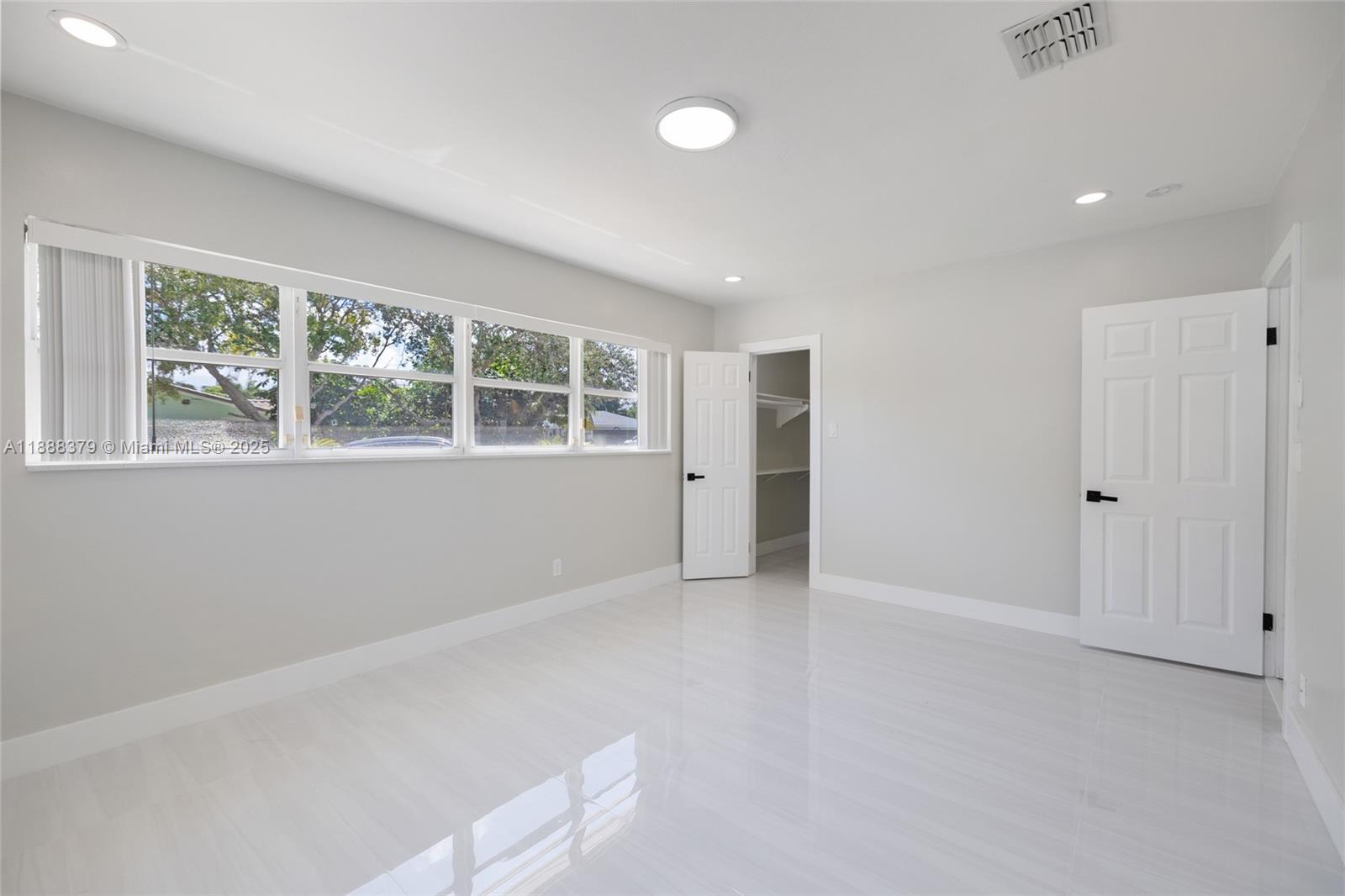 COVE 3RD SEC - Residential Lease