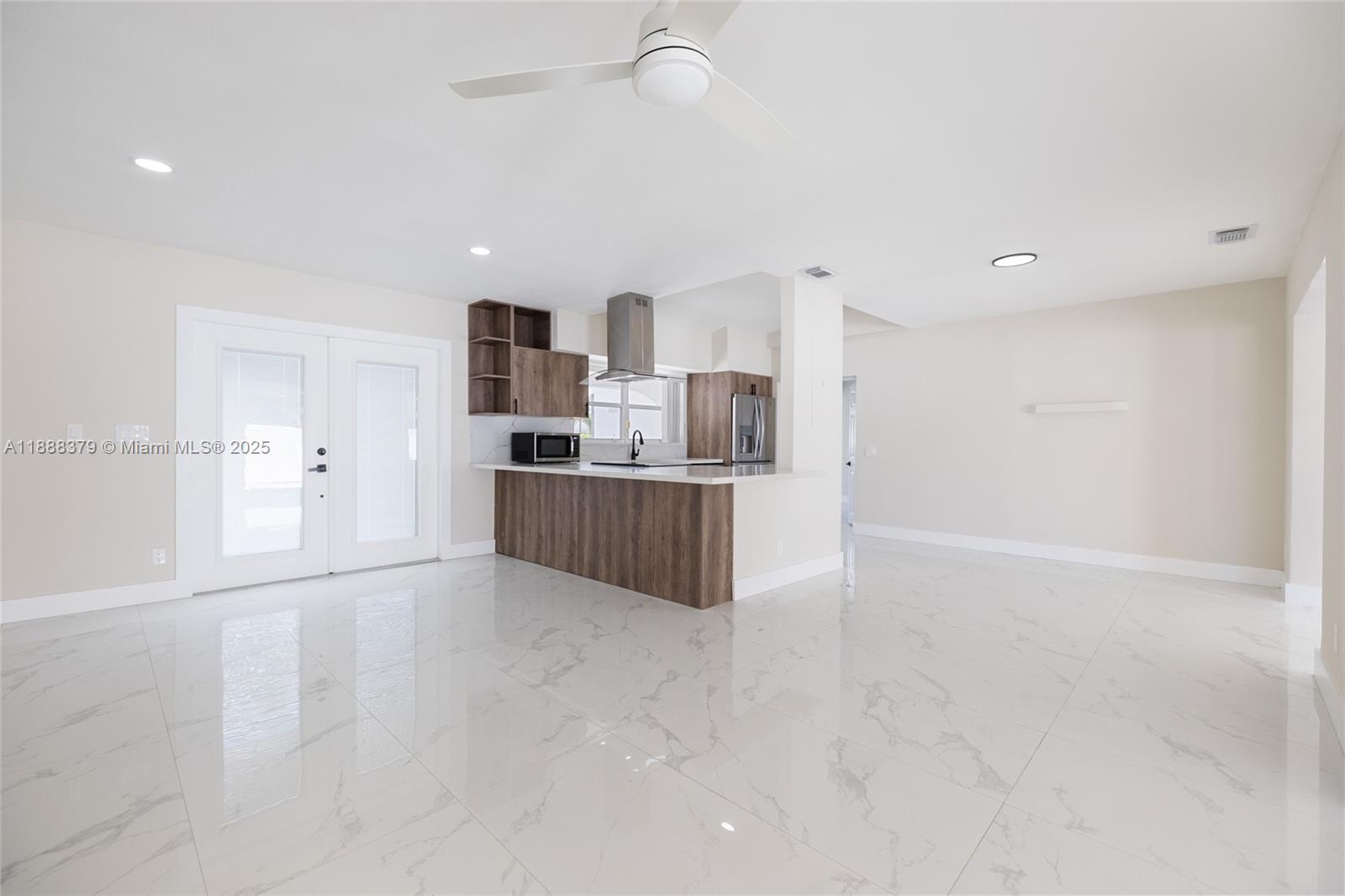 COVE 3RD SEC - Residential Lease