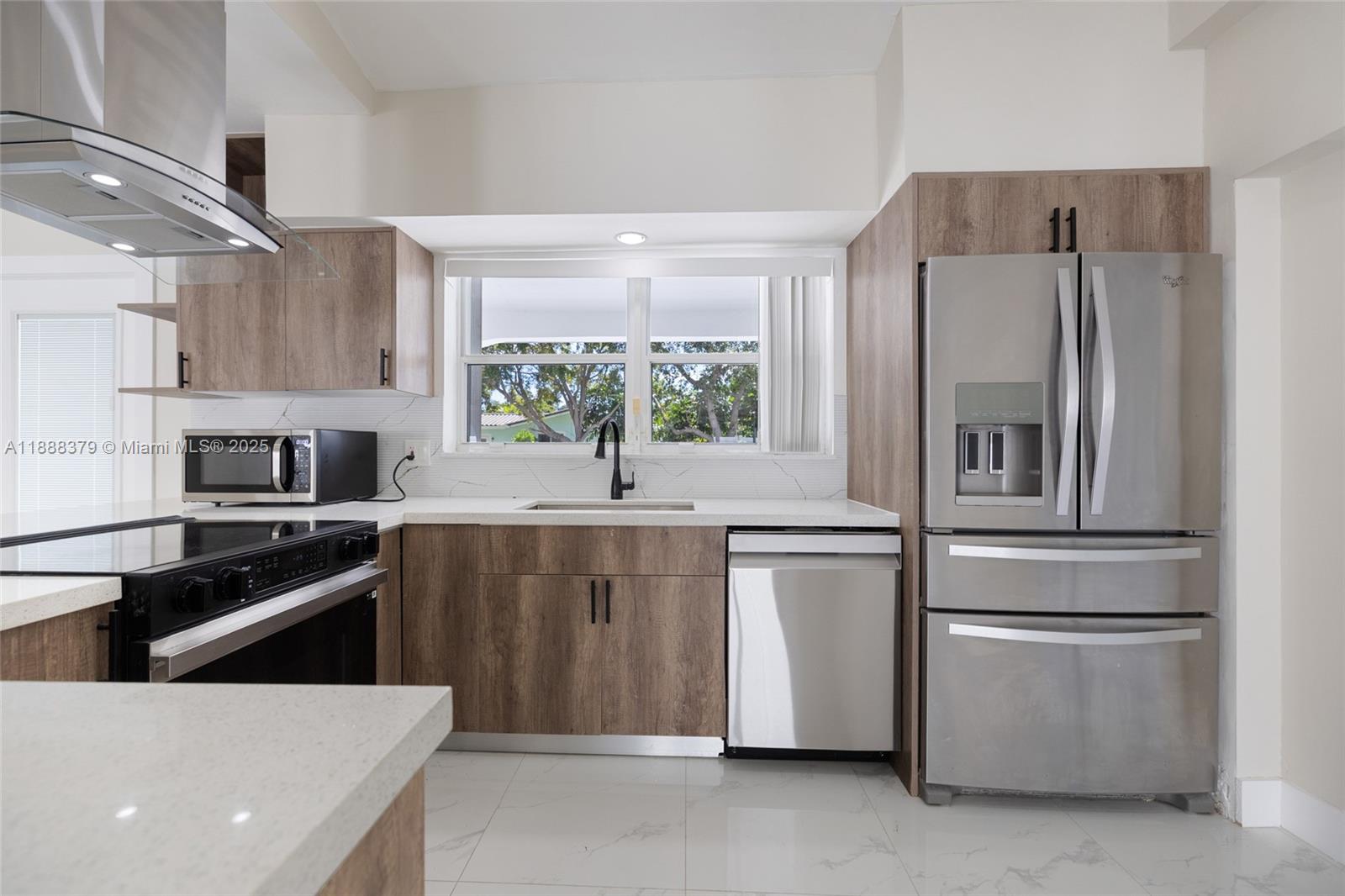 COVE 3RD SEC - Residential Lease