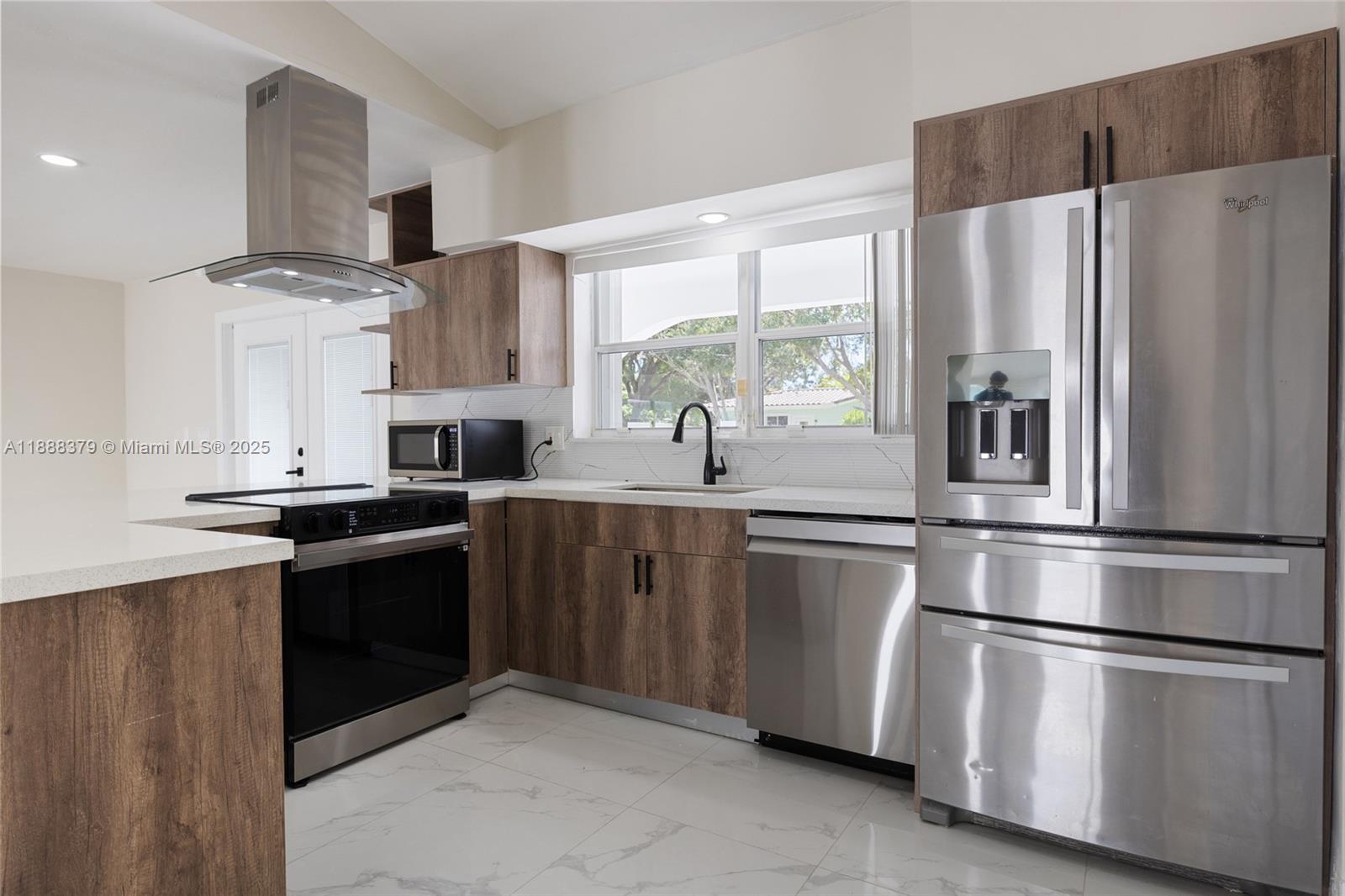 COVE 3RD SEC - Residential Lease