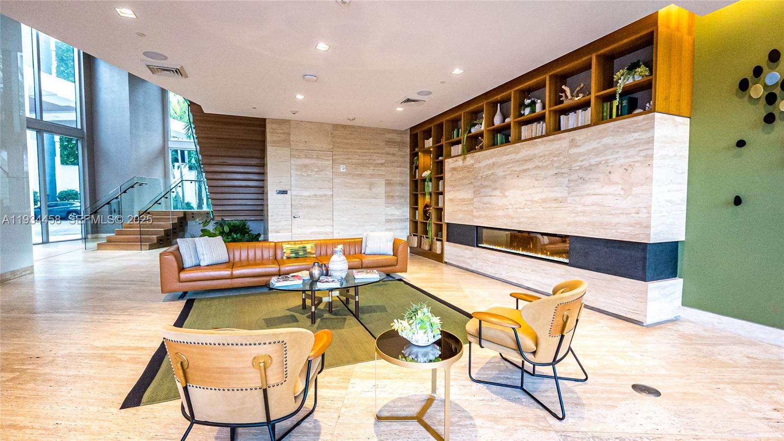 THE HARBOUR SOUTH CONDO - Residential