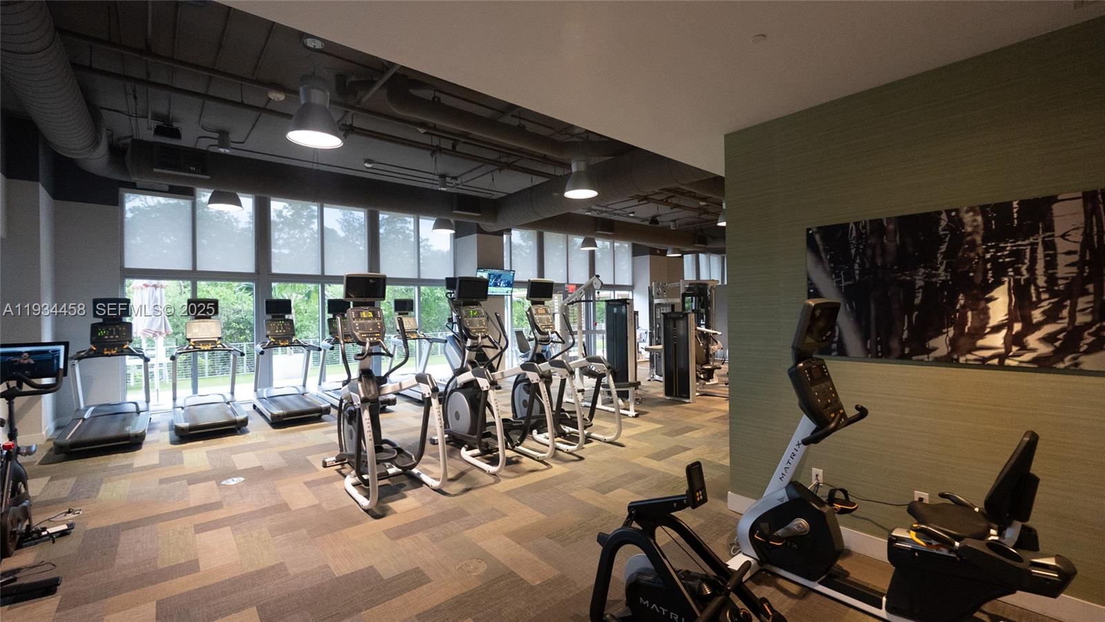 THE HARBOUR SOUTH CONDO - Residential