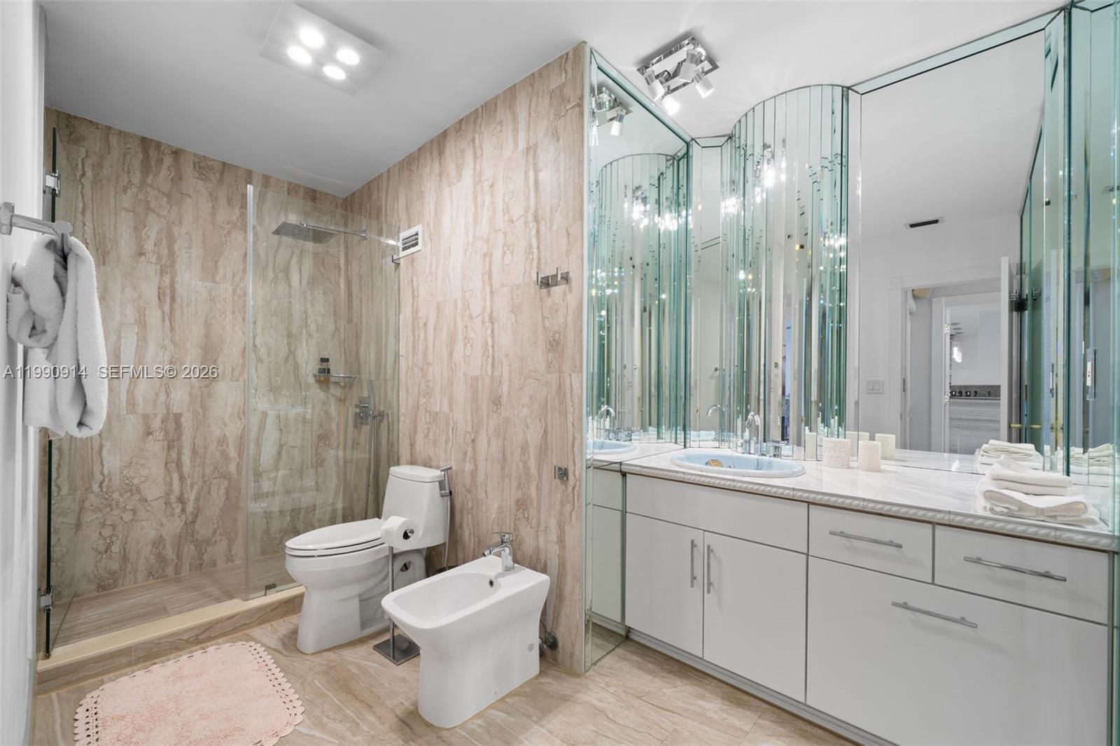 SEA AIR TOWERS CONDO - Residential