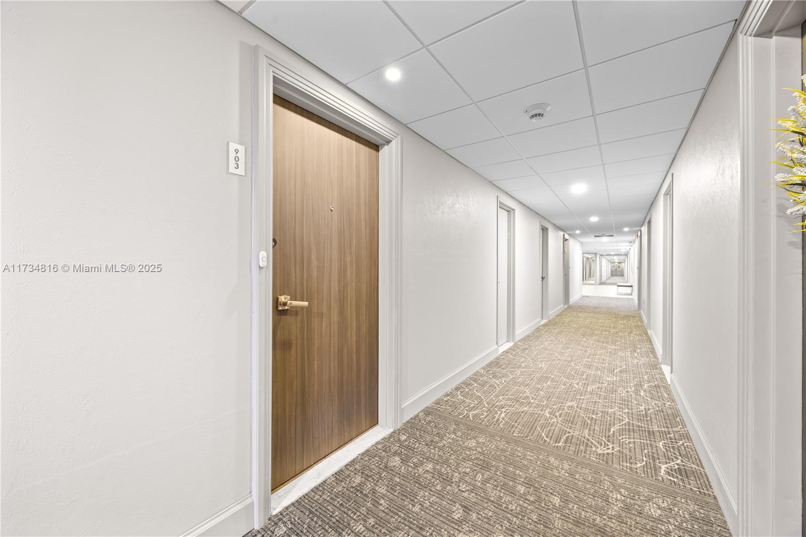 ARLEN HOUSE CONDO - Residential