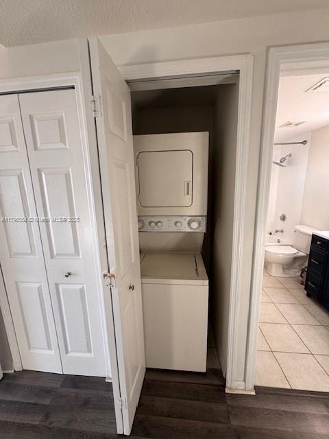 EMERALD PLAZA ON CORAL WA - Residential