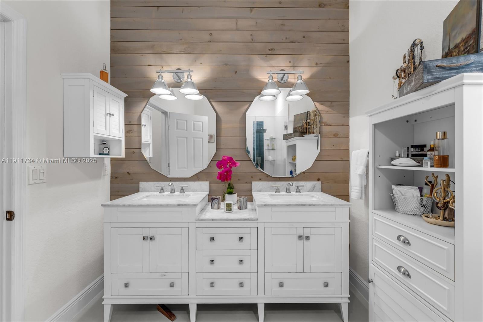 ESTATE HOMES FIRST ADDITI - Residential