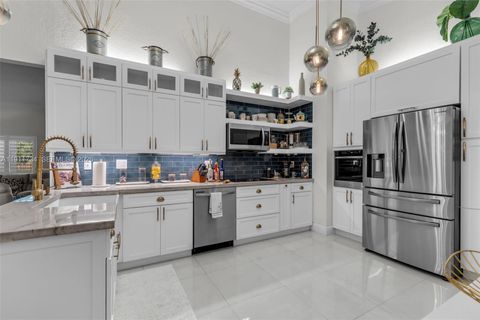 12743 SW 220th St Miami FL 33170