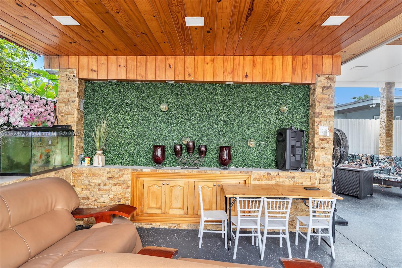 FLAGLER LAWN - Residential