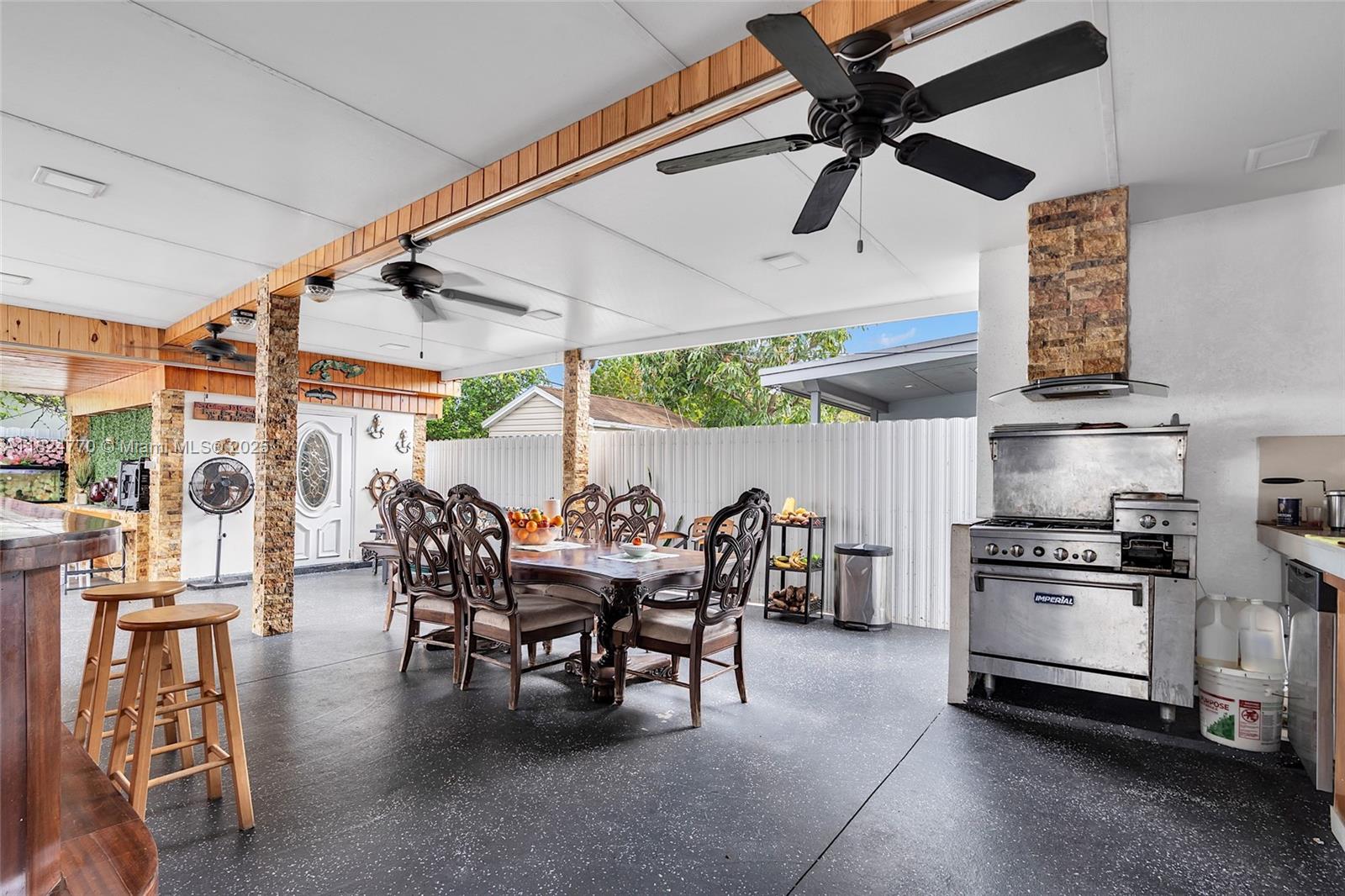 FLAGLER LAWN - Residential