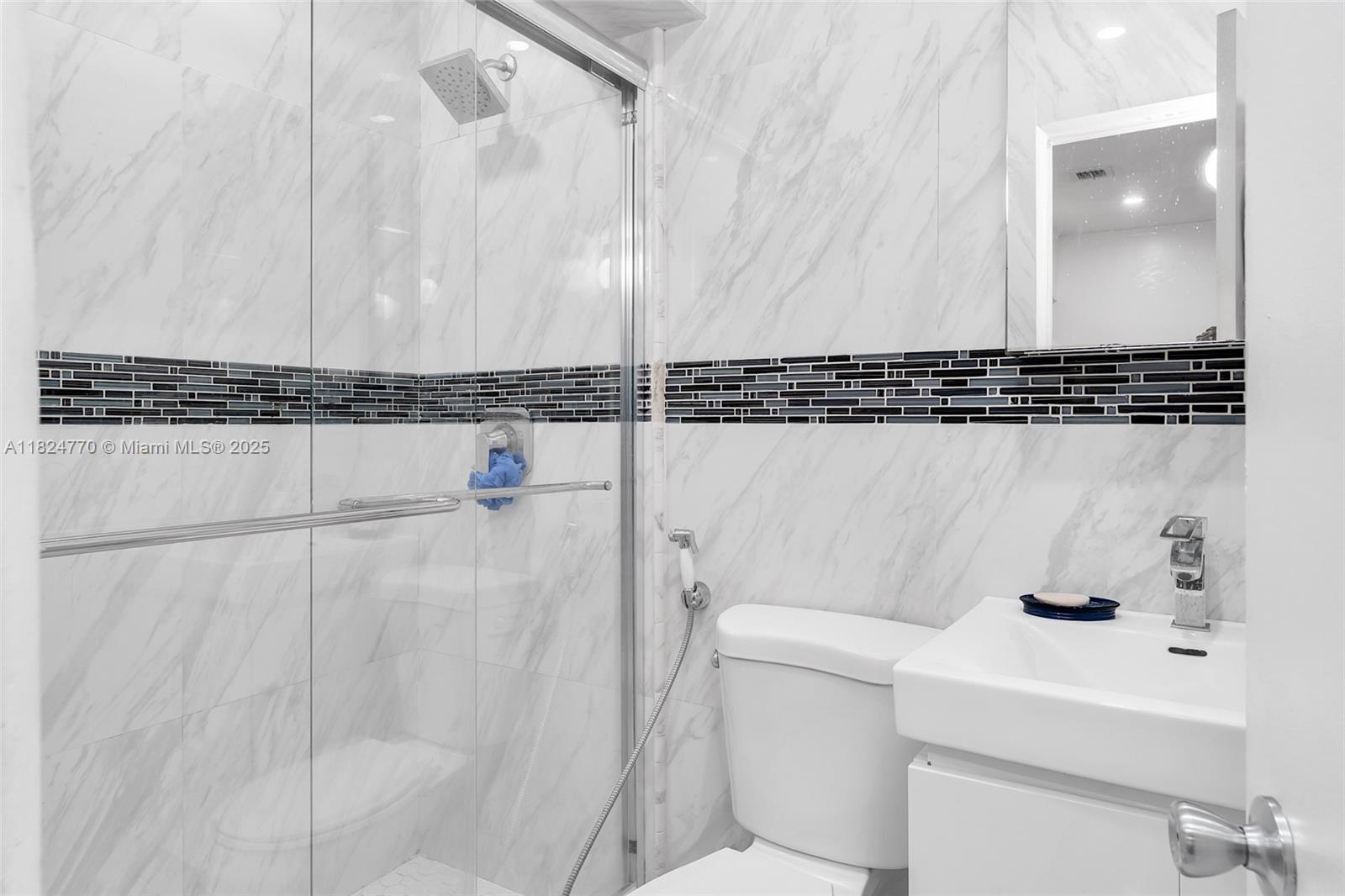 FLAGLER LAWN - Residential