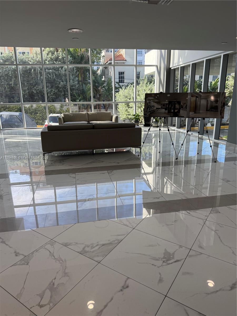 SILVER THATCH ATLANTIC PL - Residential Lease