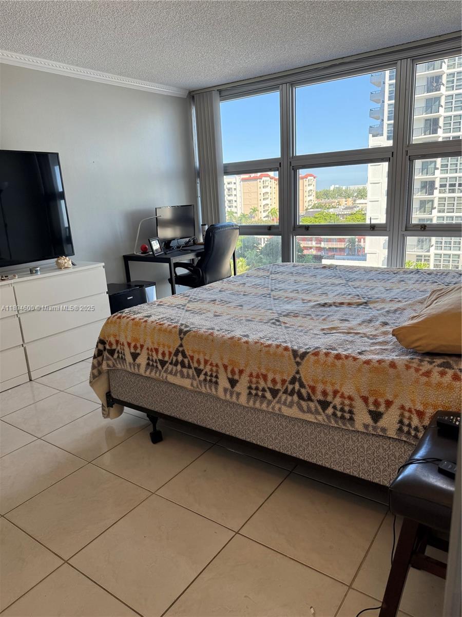 SILVER THATCH ATLANTIC PL - Residential Lease