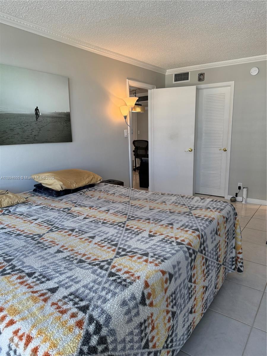 SILVER THATCH ATLANTIC PL - Residential Lease