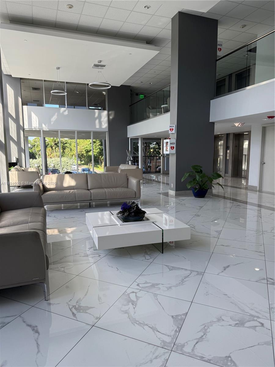 SILVER THATCH ATLANTIC PL - Residential Lease