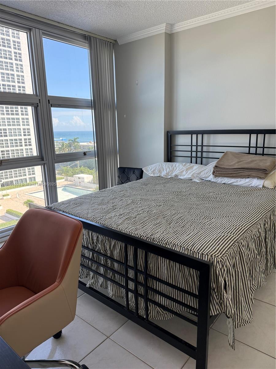 SILVER THATCH ATLANTIC PL - Residential Lease