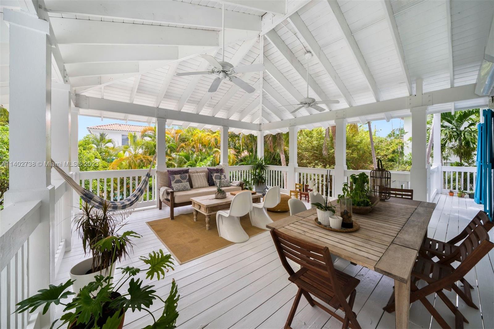 TROPICAL ISLE HOMES SUB 4 - Residential