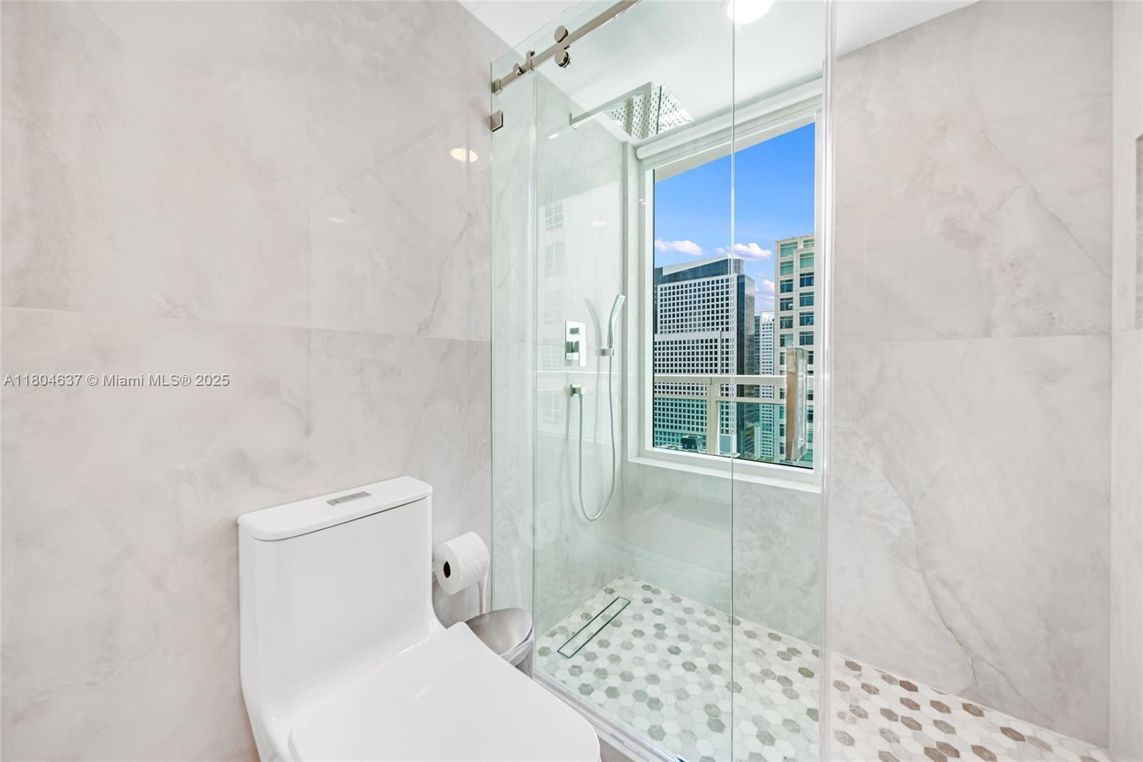 THE PLAZA 901 BRICKELL CO - Residential