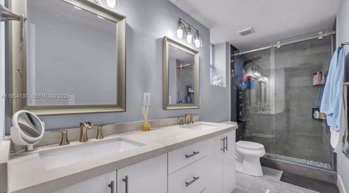 THE COURTS AT DORAL ISLE - Residential