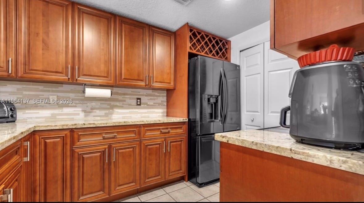 THE COURTS AT DORAL ISLE - Residential