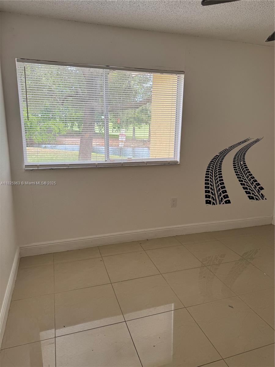 13090 Vista Isles Drive 111