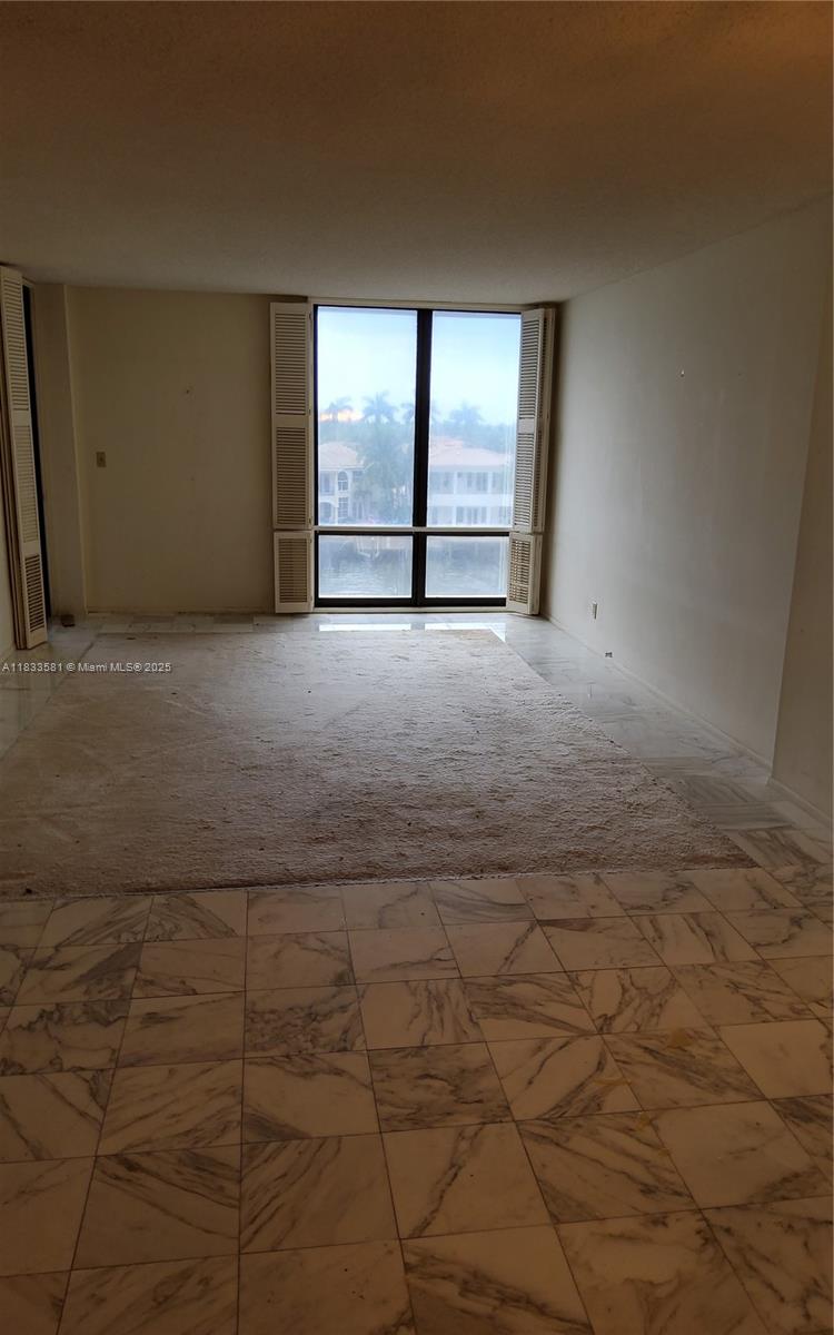 1600 S Ocean Dr 5B