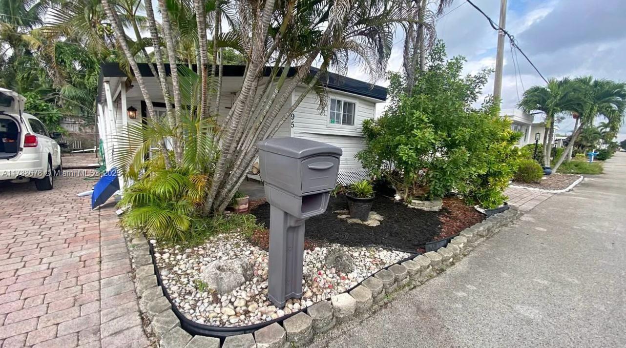 Rental Property at 95 W Lake Drive 95, Hallandale Beach, Broward County, Florida - Bedrooms: 2 
Bathrooms: 1  - $2,000 MO.