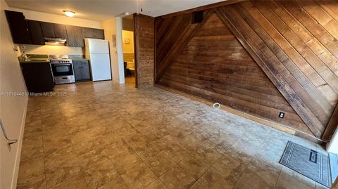 2400 SW 42nd Ave 1 Fort Lauderdale FL 33317