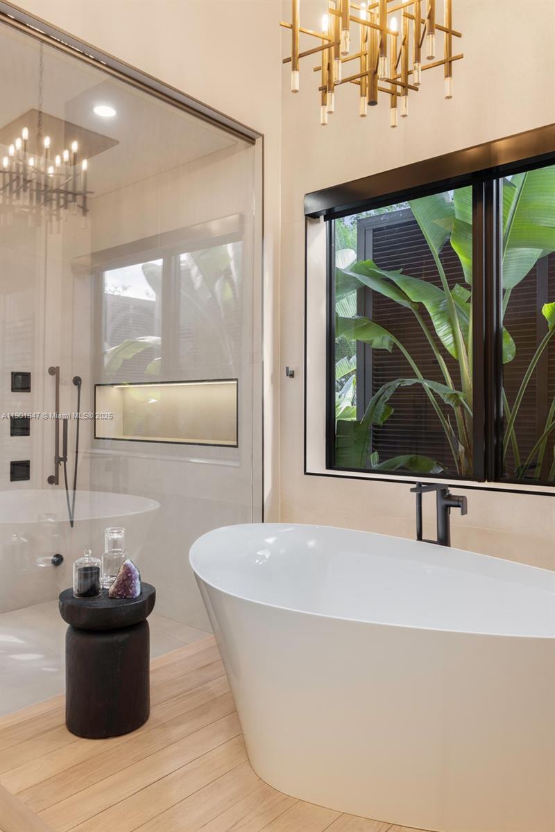 'ZONA WEST' - Residential