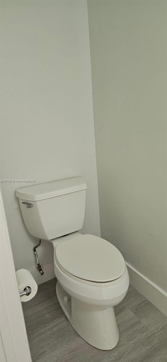 PALMS OF PEMBROKE CONDO - Residential Lease