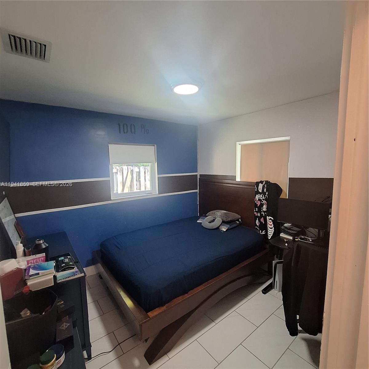 SUNSHINE MANOR NO 2 - Residential