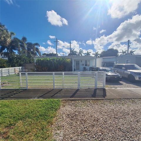 2610 Fletcher St Hollywood FL 33020