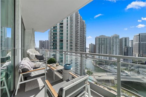 90 SW 3rd St 2603 Miami FL 33130