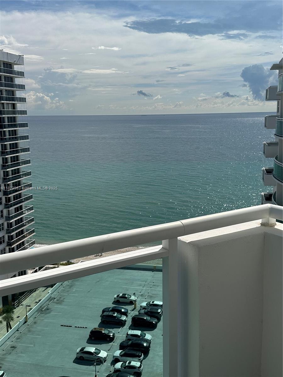 3001 S Ocean Dr 1549