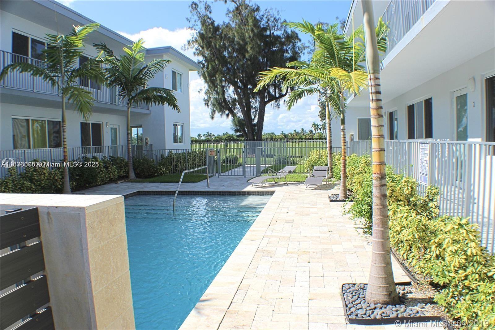 315 S Shore Dr 2