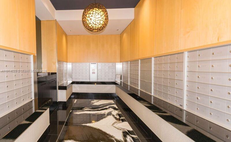 CARBONELL CONDO - Residential