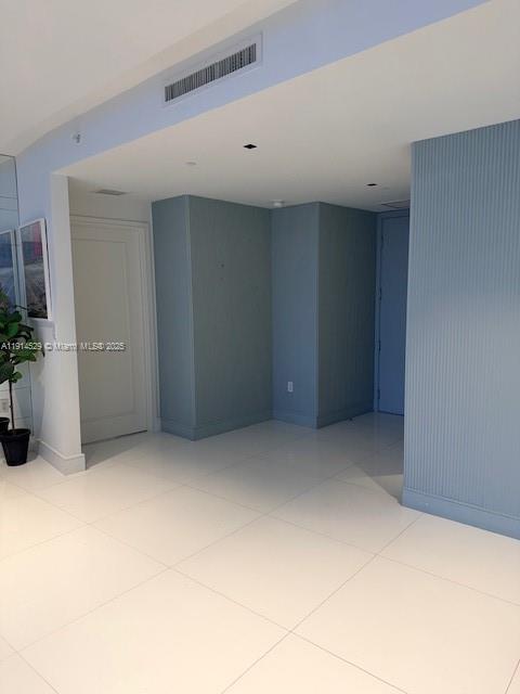 CARBONELL CONDO - Residential