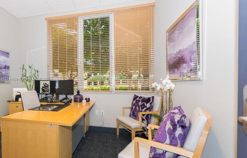 CARBONELL CONDO - Residential